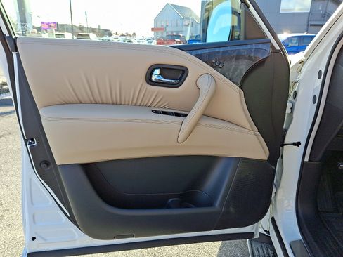 Certified 2024 Nissan Armada Platinum w/ Captain's Chairs Package image 16