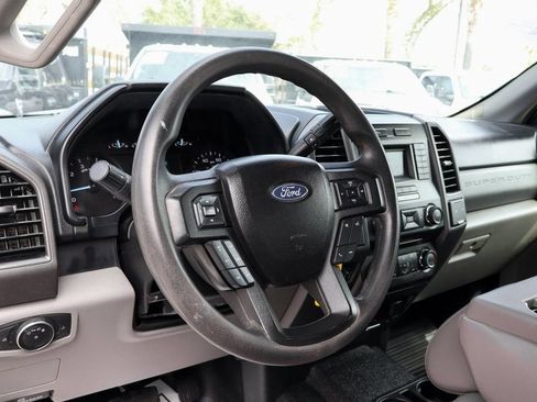 Used 2018 Ford F350 XL w/ Power Equipment Group RWD image 18