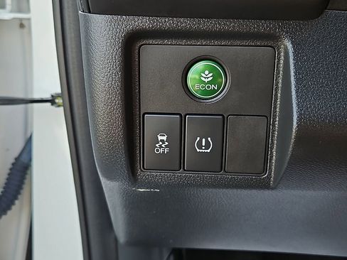 Used 2022 Honda HR-V Sport image 25