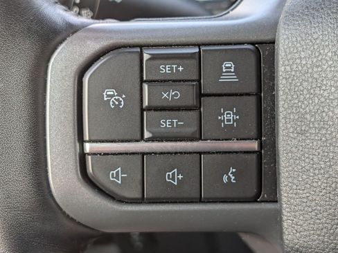 Used 2023 Ford F150 Lariat AWD/4WD image 28