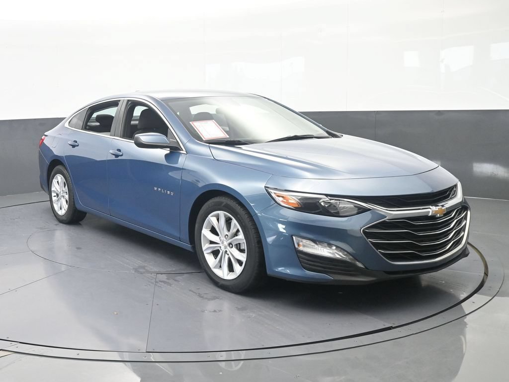 Used 2025 Chevrolet Malibu LT FWD image 9