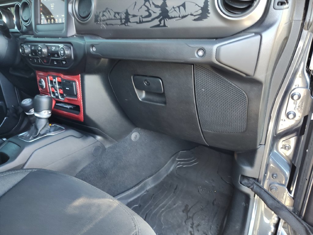 Used 2021 Jeep Gladiator Sport AWD/4WD image 31