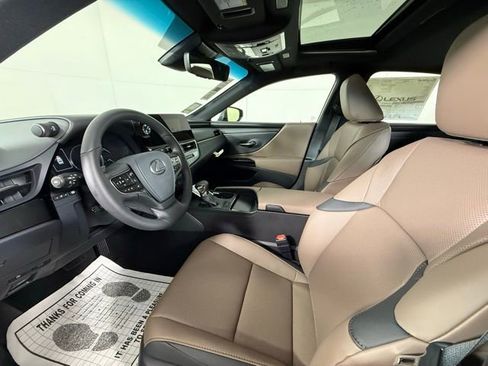New 2025 Lexus ES 350 350 image 5
