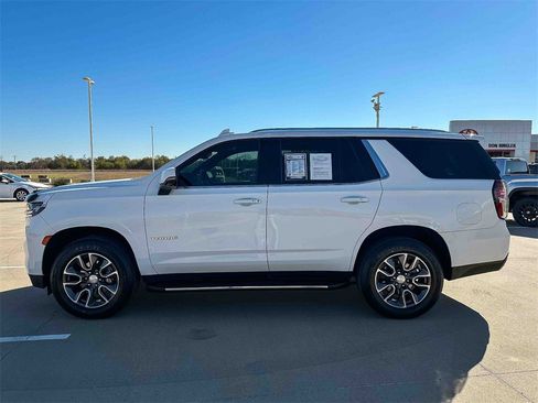 Used 2023 Chevrolet Tahoe LT w/ Luxury Package image 3