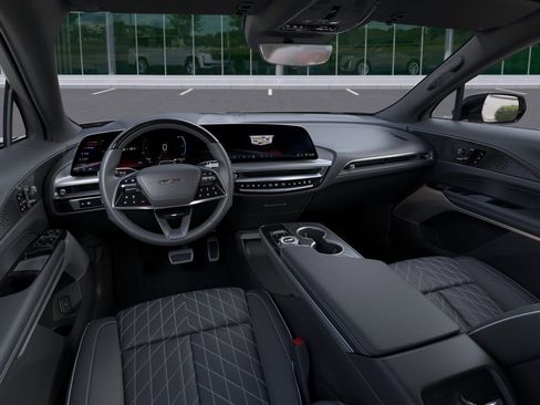 New 2026 Cadillac Lyriq V AWD/4WD image 4