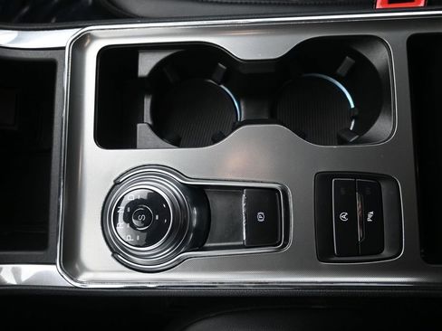 Used 2024 Ford Edge Titanium image 18