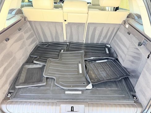 Used 2016 Land Rover Range Rover Sport HSE image 41