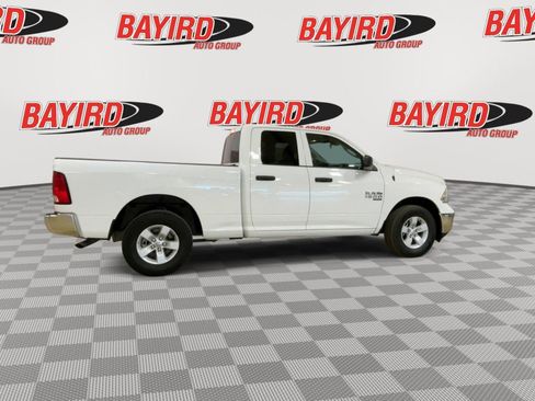 Used 2024 RAM 1500 Classic SLT image 9