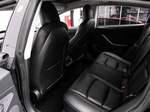 Used 2022 Tesla Model 3 Long Range image 45