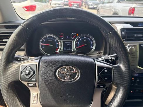 Used 2018 Toyota 4Runner Limited image 31