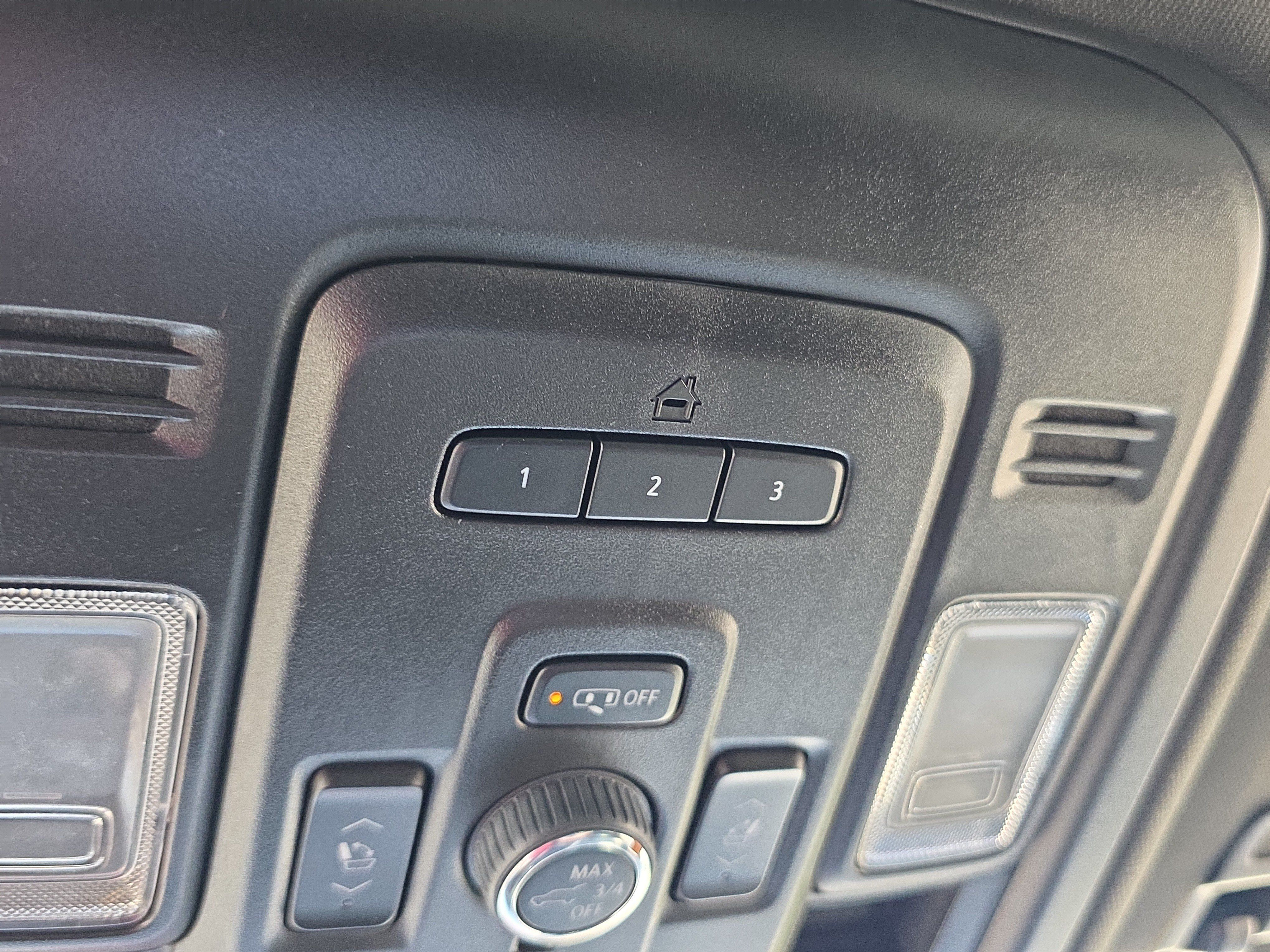 Used 2023 GMC Yukon Denali AWD/4WD image 26