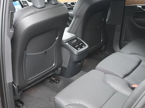 New 2025 Volvo XC90 B6 Plus w/ Protection Package Premier AWD/4WD image 25
