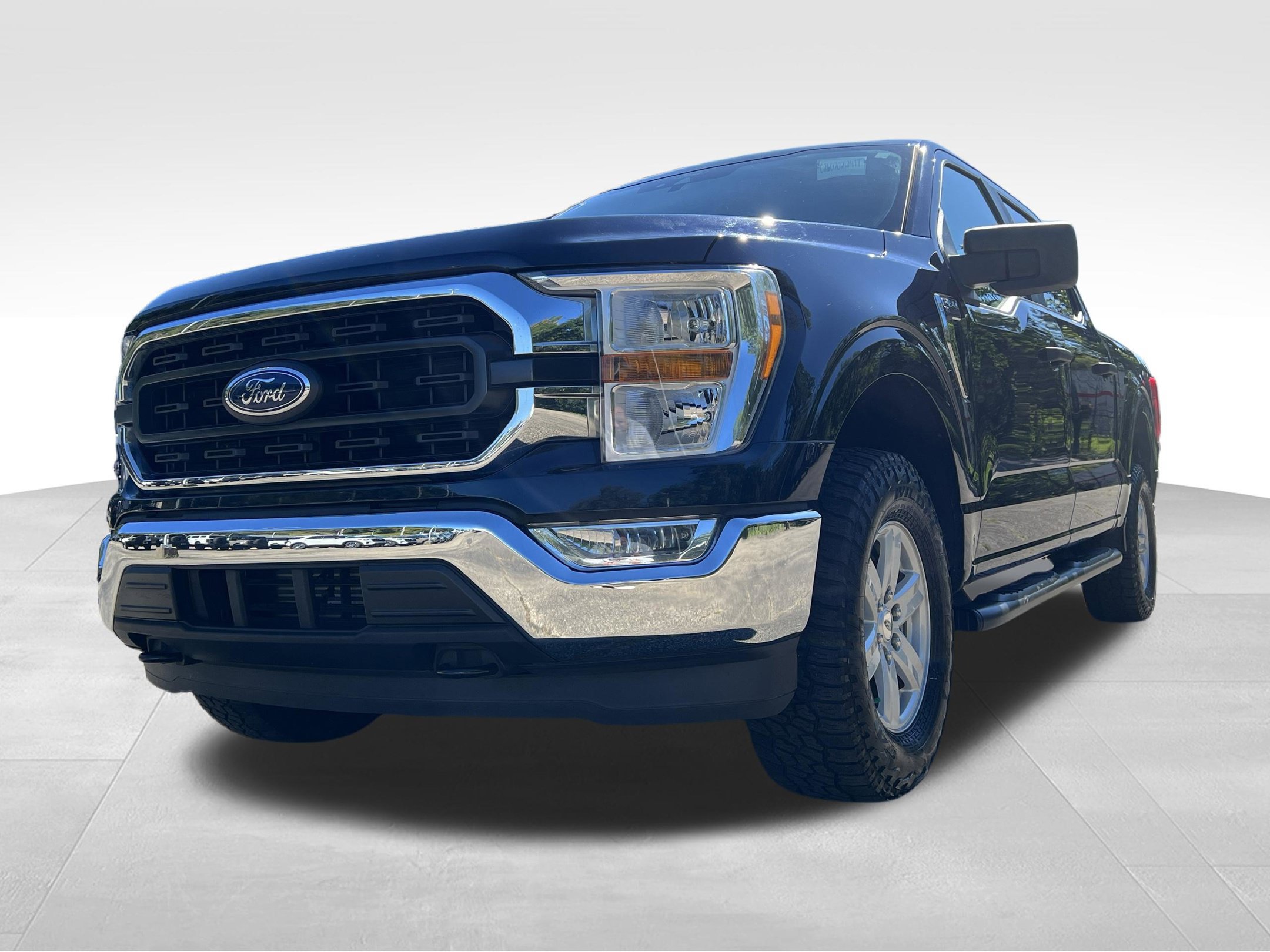 Used 2021 Ford F150 XLT AWD/4WD image 11