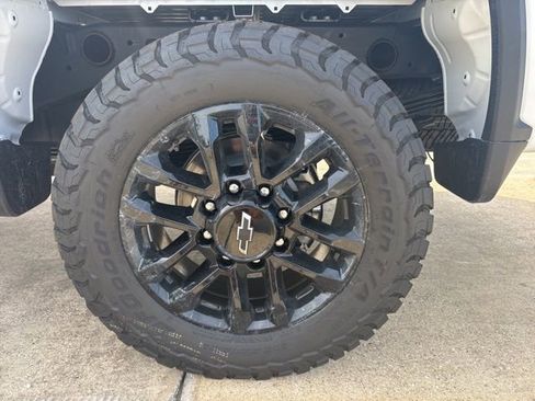 New 2026 Chevrolet Silverado 2500 LT w/ Trail Boss Package AWD/4WD image 15