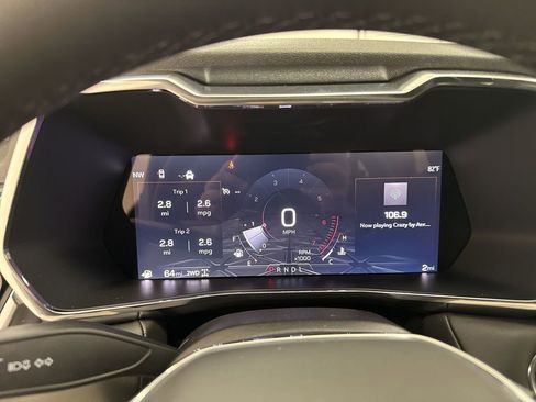 New 2026 GMC Canyon Elevation w/ Convenience Package image 11