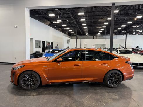 Used 2022 Cadillac CT5 V Blackwing w/ Parking Package RWD image 4