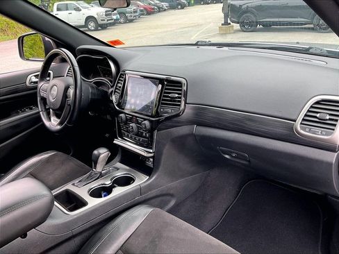 Used 2021 Jeep Grand Cherokee Laredo X AWD/4WD image 13