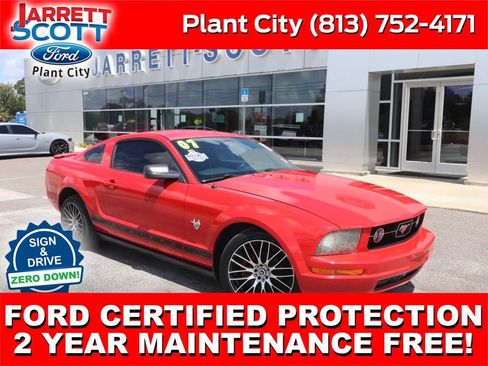 Used 2009 Ford Mustang Coupe RWD image 1