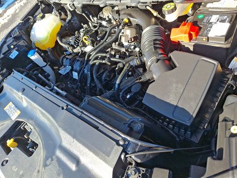 Certified 2023 Ford Edge SEL w/ Convenience Package image 28