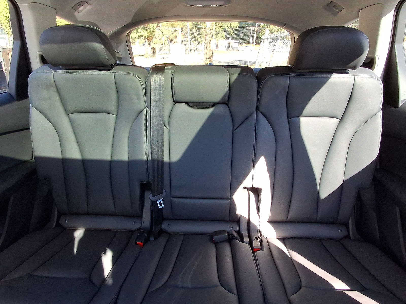 Used 2023 Audi Q7 2.0T Premium w/ Convenience Package AWD/4WD image 13
