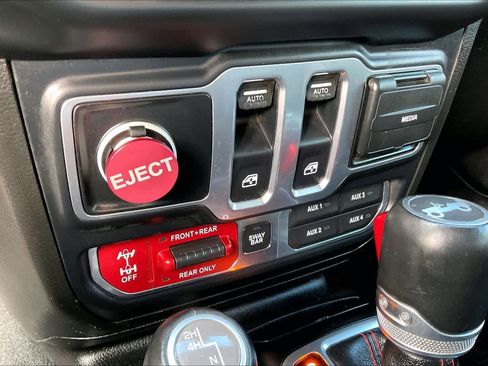 Used 2019 Jeep Wrangler Rubicon image 34