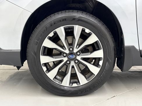 Used 2016 Subaru Outback 2.5i Limited image 10