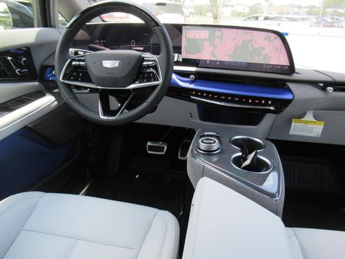 New 2027 Cadillac Optiq Luxury RWD image 12