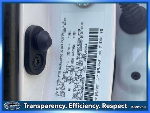 Used 2023 Toyota Tacoma TRD Off-Road image 20