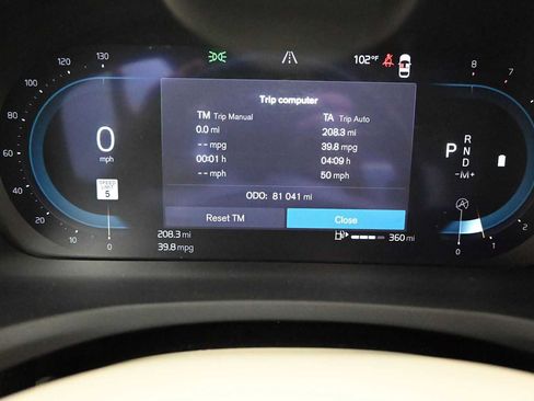 Used 2024 Volvo S60 B5 Plus AWD/4WD image 10