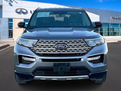 Used 2023 Ford Explorer Limited w/ Equipment Group 301A image 3