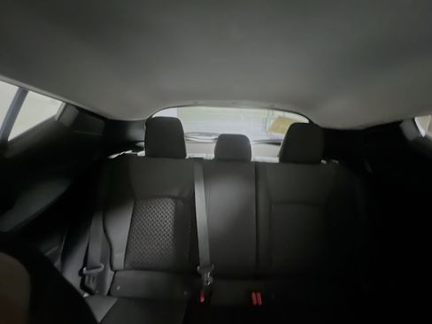 Used 2021 Toyota C-HR LE image 32