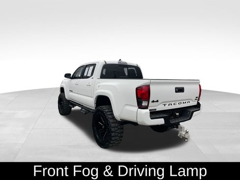 Used 2023 Toyota Tacoma SR5 w/ Technology Package image 8