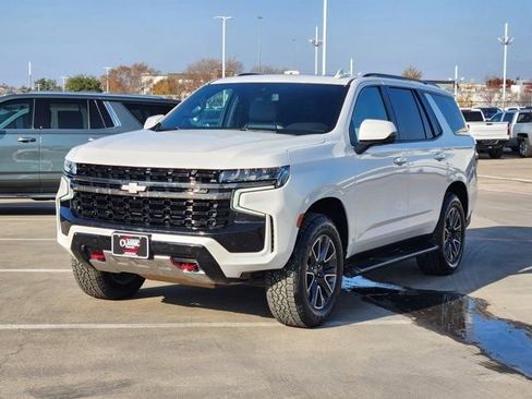 Used 2022 Chevrolet Tahoe Z71 w/ Luxury Package image 10