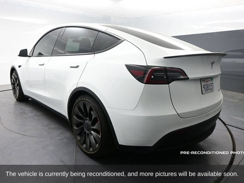 Used 2023 Tesla Model Y Performance AWD/4WD image 8