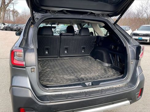 Used 2020 Subaru Outback Limited image 32