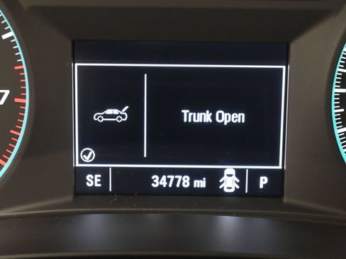 Used 2022 Chevrolet Malibu LT w/ Redline Edition FWD image 27