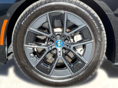 Certified 2023 BMW i4 eDrive35 RWD image 11
