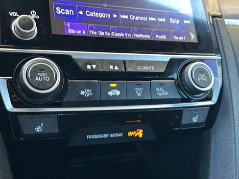 Used 2020 Honda Civic EX image 19