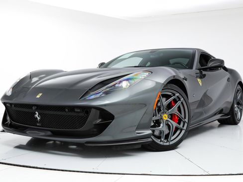 Certified 2019 Ferrari 812 Superfast image 18
