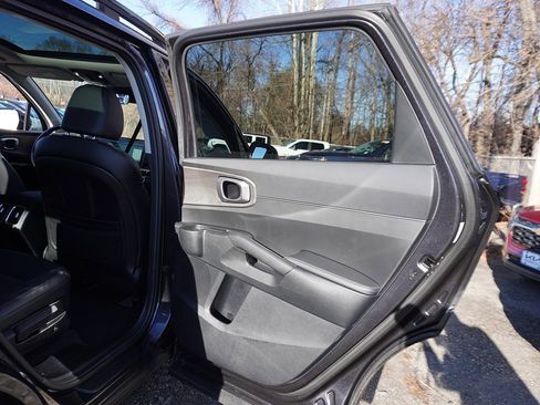 Used 2025 Kia Sorento X-Line EX image 30