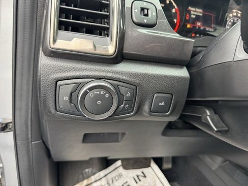 Used 2022 Ford Ranger Lariat w/ Technology Package image 26