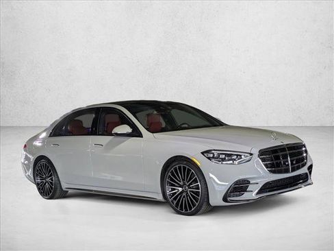 Certified 2023 Mercedes-Benz S 580 4MATIC Sedan image 3