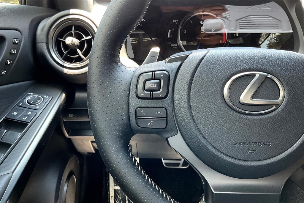 Used 2025 Lexus IS 350 F Sport w/ Accessory Package 2 RWD image 11