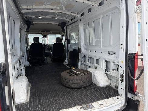Used 2020 Ford Transit 250 Medium Roof RWD image 27