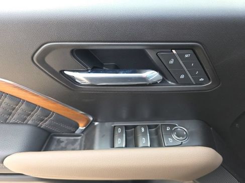 New 2026 GMC Canyon Denali w/ LPO, Black Badging Package AWD/4WD image 19