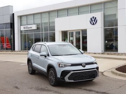 Used 2025 Volkswagen Taos SE