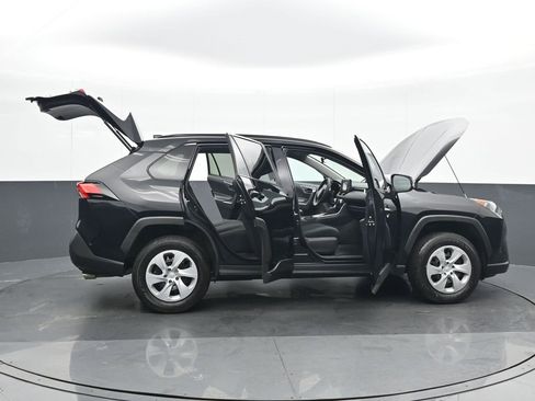 Used 2019 Toyota RAV4 LE image 26