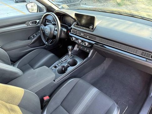 Used 2023 Honda Civic Sport image 12