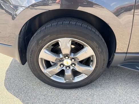 Used 2017 Chevrolet Traverse LT FWD image 13