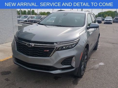 Certified 2023 Chevrolet Equinox RS AWD/4WD image 12